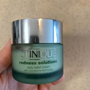CLINIQUE Redness Solutions Cream